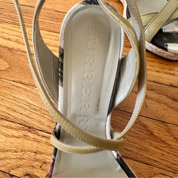 Burberry wedges - Picture 3 of 4
